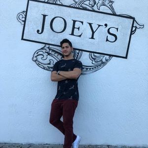 Meet your Posher, Joey